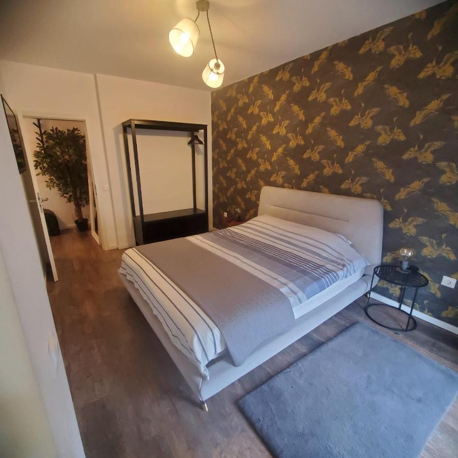 Commodores Quarters Brasov Bagian luar foto